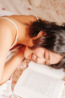 丰满的欲妇电影